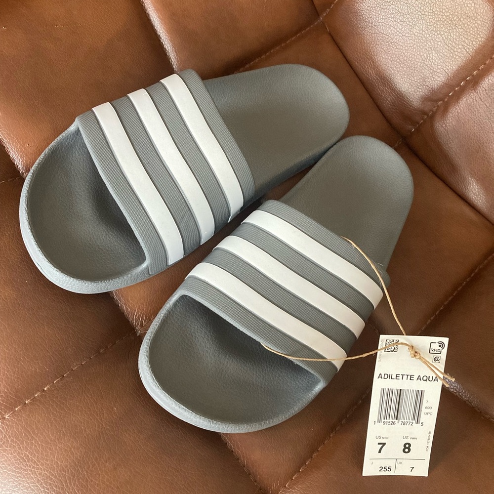 🆕 Adidas ADILETTE Aqua Slide Women’s Size 8 New
